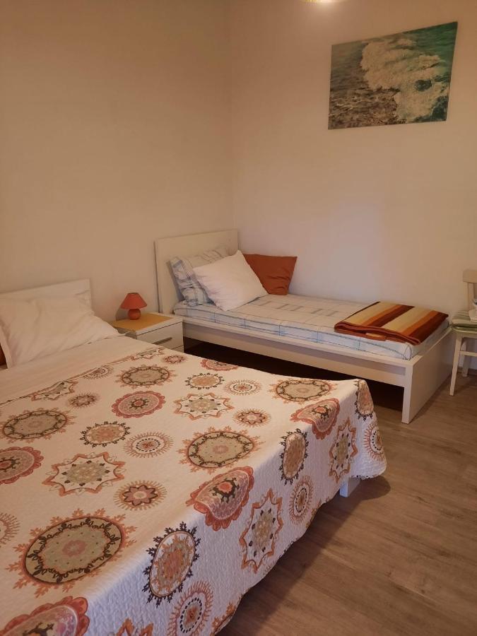 Apartmani Gracela โวดีเซ ภายนอก รูปภาพ
