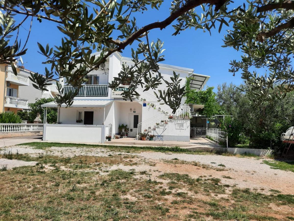 Apartmani Gracela โวดีเซ ภายนอก รูปภาพ