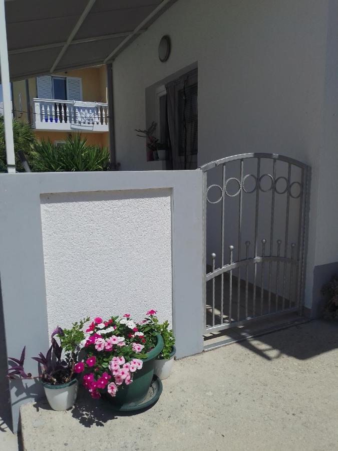 Apartmani Gracela โวดีเซ ภายนอก รูปภาพ