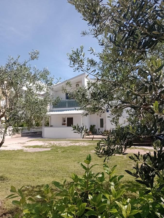 Apartmani Gracela โวดีเซ ภายนอก รูปภาพ